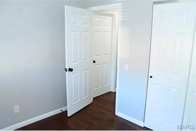 1238 Brenthaven Lane, Florissant, MO 63031 - Photo 7