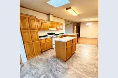 27110 Stoddard Drive, Laquey, MO 65534 - Photo 7