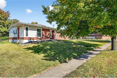 1565 Aintree Drive, Florissant, MO 63033 - Photo 3