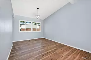 1565 Aintree Dr, Florissant, MO 63033 - Photo 7