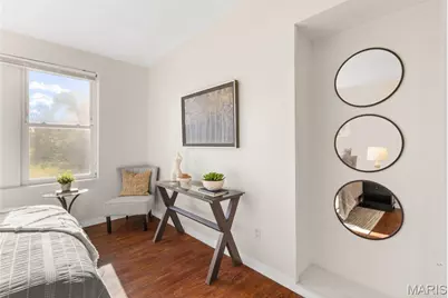 3843 Saint Ferdinand Avenue, Saint Louis, MO 63113 - Photo 3