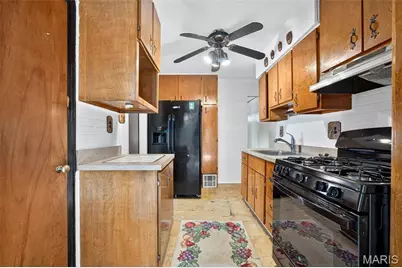 2456 Wieck Drive, Jennings, MO 63136 - Photo 15