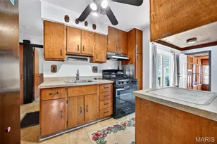 2456 Wieck Dr, Jennings, MO 63136 - Photo 13