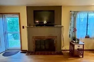 10026 Jeffrey Dr, Saint Louis, MO 63137 - Photo 7