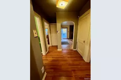 10026 Jeffrey Drive, Saint Louis, MO 63137 - Photo 9