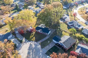 7 Darwin Ct, Florissant, MO 63033 - Photo 13