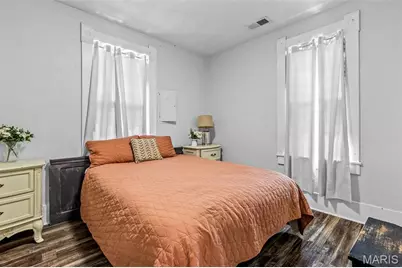 8 S A Street, Farmington, MO 63640 - Photo 37