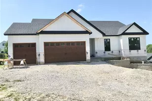 1604 Sugar Creek Dr, Festus, MO 63028 - Photo 1