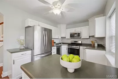 5435 Rhodes Avenue, Saint Louis, MO 63109 - Photo 7