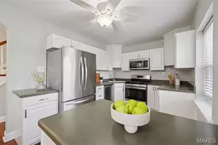 5435 Rhodes Ave, Saint Louis, MO 63109 - Photo 7