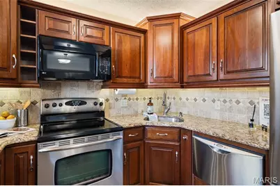 1530 Swallow Drive, Brentwood, MO 63144 - Photo 13