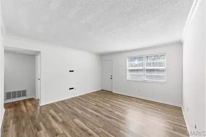 1509 Swallow Drive, Saint Louis, MO 63144 - Photo 7