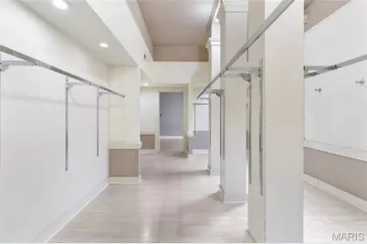 120 Henry Avenue, Ballwin, MO 63011 - Photo 29