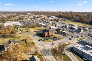 120 Henry Ave, Ballwin, MO 63011 - Photo 5