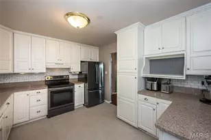 3644 Crestview Dr, Hillsboro, MO 63050 - Photo 13