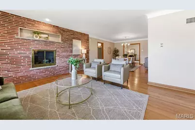 5904 Crane Circle, Saint Louis, MO 63109 - Photo 11