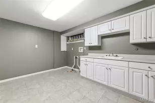 5904 Crane Cir, Saint Louis, MO 63109 - Photo 77