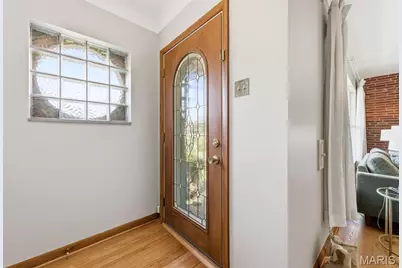 5904 Crane Circle, Saint Louis, MO 63109 - Photo 9