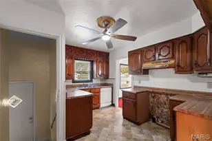 1825 S New Florissant Rd, Florissant, MO 63031 - Photo 9