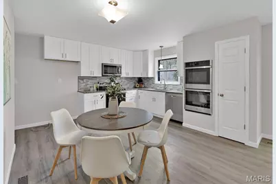 828 Windmill Drive, Ballwin, MO 63011 - Photo 13