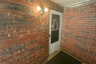 2327 Kratky Rd, Unincorporated, MO 63114 - Photo 11