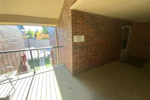 2327 Kratky Rd, Unincorporated, MO 63114 - Photo 9