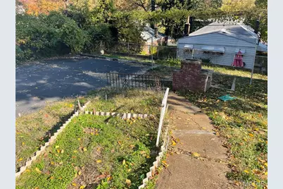 5218 Fletcher Street, Jennings, MO 63136 - Photo 9