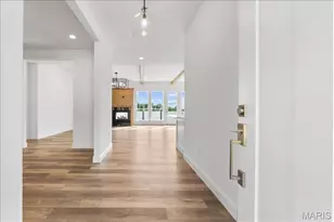 412 Parkview Ln, Eureka, MO 63025 - Photo 3