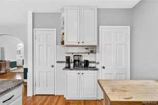 7465 Drexel Dr, University City, MO 63130 - Photo 11