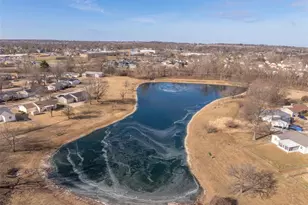 4086 Waterfall Dr, Florissant, MO 63034 - Photo 5