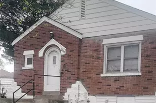 4209 Edgewood, Normandy, MO 63121 - Photo 1