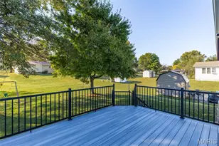 449 Oak St, Saint Genevieve, MO 63670 - Photo 11