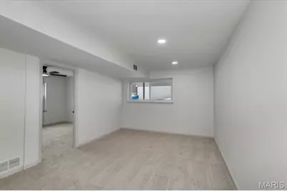 5376 Ville Rosa Lane, Hazelwood, MO 63042 - Photo 31