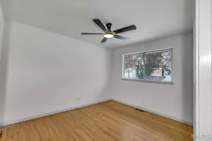 5376 Ville Rosa Ln, Hazelwood, MO 63042 - Photo 13