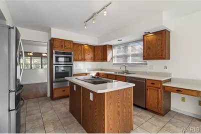 904 Palmer Court #4, Lake Saint Louis, MO 63367 - Photo 9