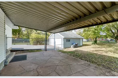 29 Mary Ann Court, Florissant, MO 63031 - Photo 21