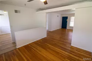 10606 Kilbourn Dr, Saint Louis, MO 63136 - Photo 3