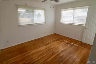 10606 Kilbourn Dr, Saint Louis, MO 63136 - Photo 7