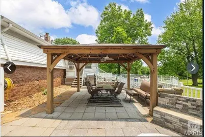 55 Queens Drive, Florissant, MO 63034 - Photo 7