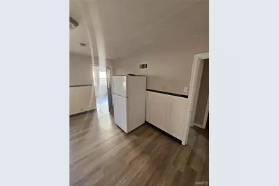 7041 Dartmouth Avenue, Saint Louis, MO 63130 - Photo 13