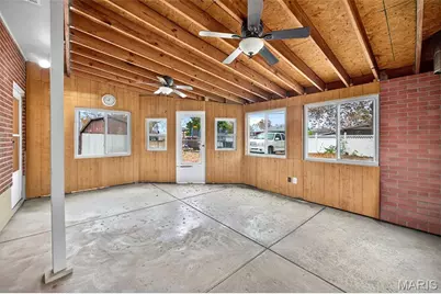 6902 Howdershell Road, Hazelwood, MO 63042 - Photo 29