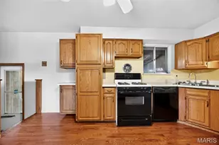 6902 Howdershell Rd, Hazelwood, MO 63042 - Photo 23