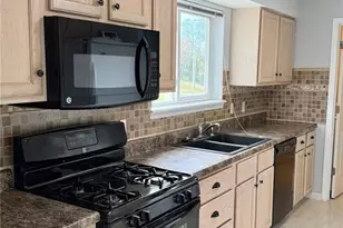 100 Cardinal Villas Dr, Saint Peters, MO 63376 - Photo 11