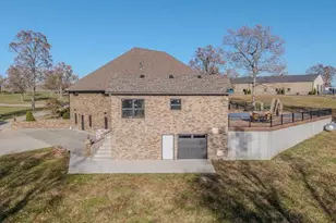 23900 Emerson Rd, Lebanon, MO 65536 - Photo 87