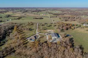 23900 Emerson Rd, Lebanon, MO 65536 - Photo 81