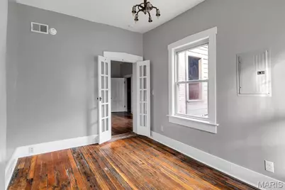 1906 Cherokee, Saint Louis, MO 63118 - Photo 7