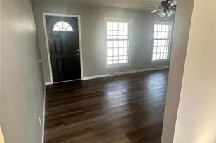 615 W Locust St, Paris, MO 65275 - Photo 5