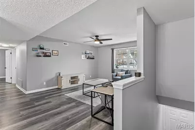 9206 Eager Road, Brentwood, MO 63144 - Photo 19