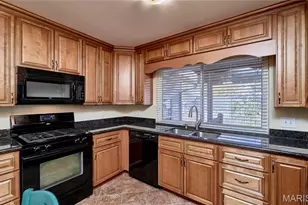 41 Country Creek Dr, Saint Peters, MO 63376 - Photo 17