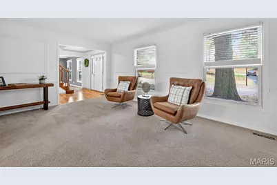 290 Kinderhook Drive, Chesterfield, MO 63017 - Photo 5